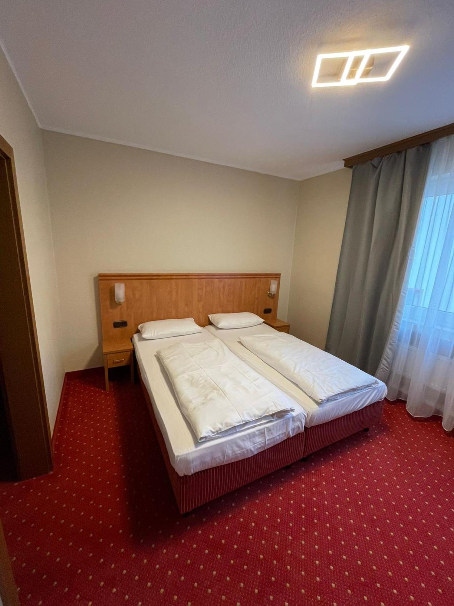 Sun Hotel Essen Eksteriør billede